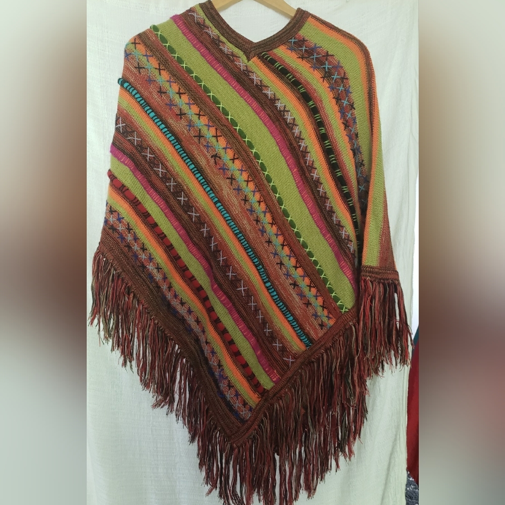 Vintage Peru Alpaca Poncho - Arte Inka Berfass